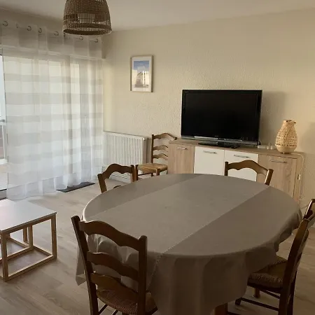Avec Grand Balcon Et Stationnement Privatif A - Fr-1-482-119 * Fort-Mahon-Plage